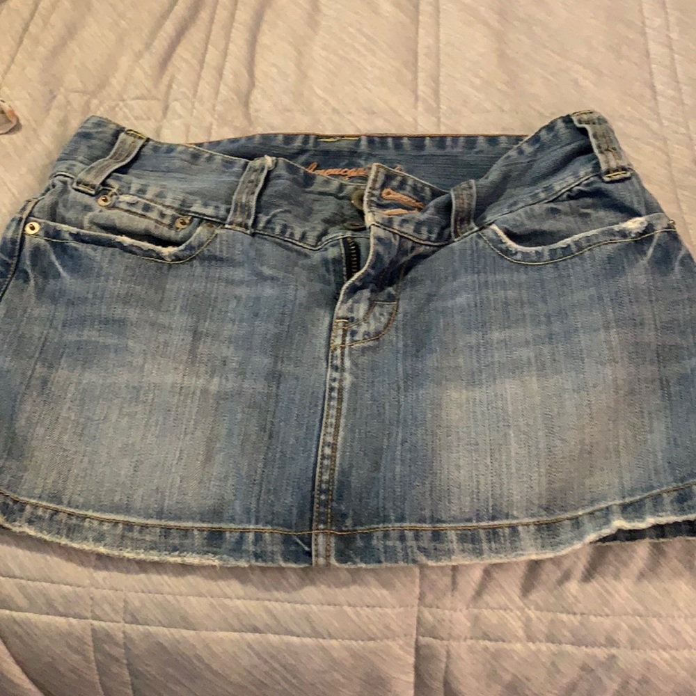 AE skirt